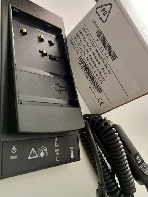 chargeurs Leica GKL311 - GKL112 accessoire topographique