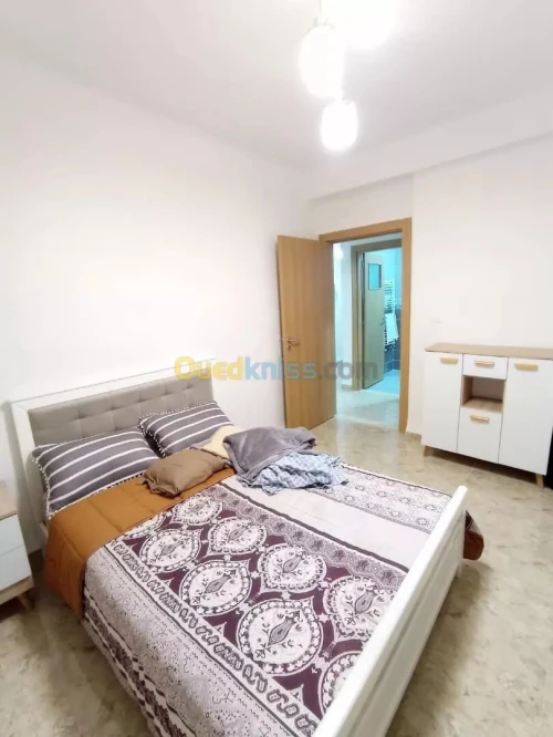 Location Appartement F4 Alger Bordj el bahri