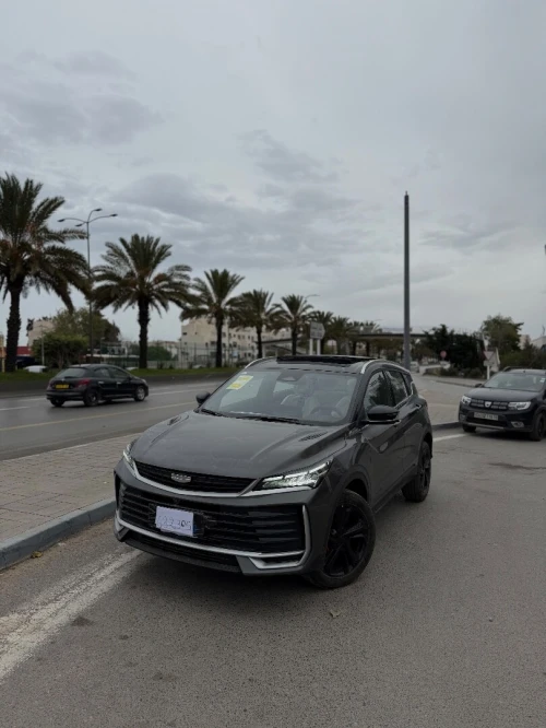 Geely Coolray 2025 