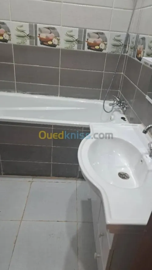 Location vacances Appartement F4 Mostaganem Mostaganem
