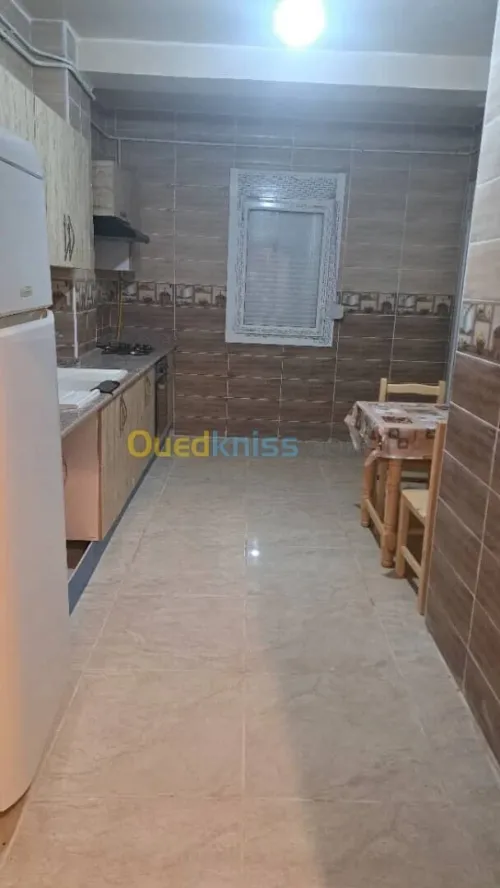 Location vacances Appartement F4 Mostaganem Mostaganem
