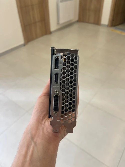 GTX 1660 Super PNY / Gigabyte