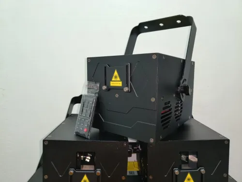 Projecteur laser 3d led RGB FULL RGB  ILDA/ DMX  ANALOG