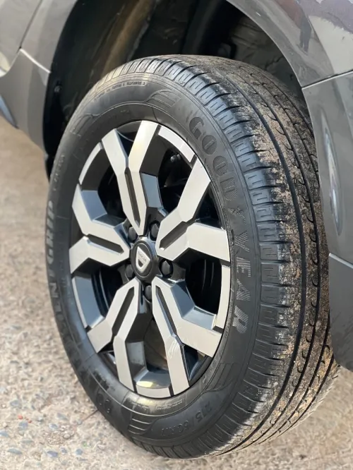 Dacia Duster 2021 3amr ga3