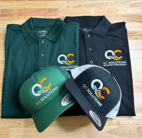 Tshirts Polos casquettes personnalisés pour équipe de travail  طباعة على الأقمشة للعمل