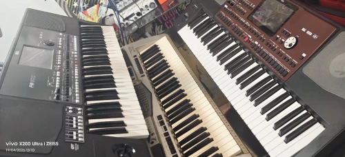 Korg pa700+ korg pa600
