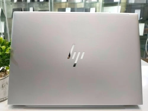 HP ELITEBOOK 650 G10 I5 13th 8GB 256GB SSD NVME 15.6 FHD