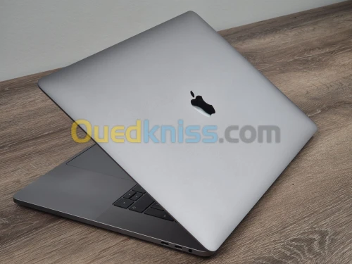 MAC BOOK PRO RETINA 15.4 I7 32GO 1TB SSD 