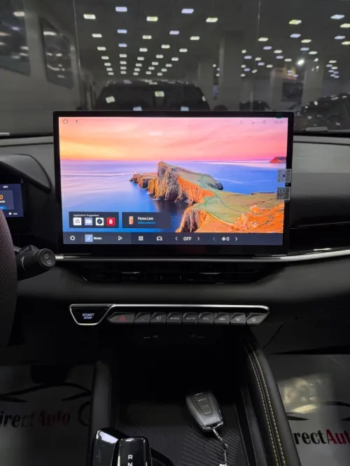 Geely Coolray 2025 