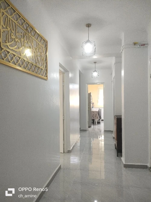 Location vacances Appartement F4 Mostaganem Mostaganem