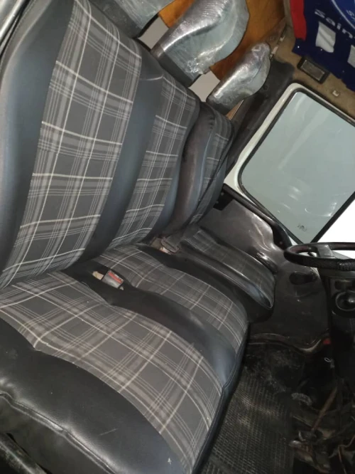 PEUJEOT J5 1994