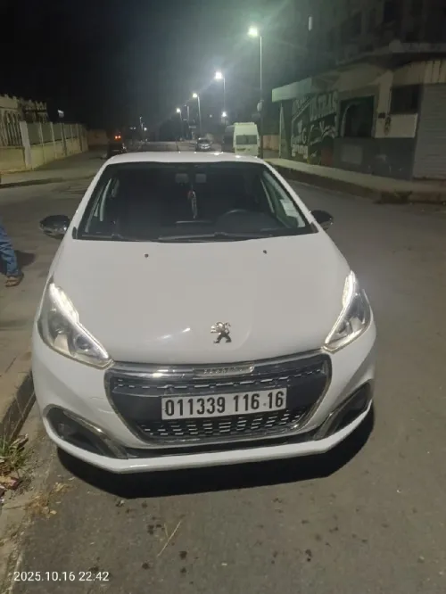 Peugeot 208 2016 Access