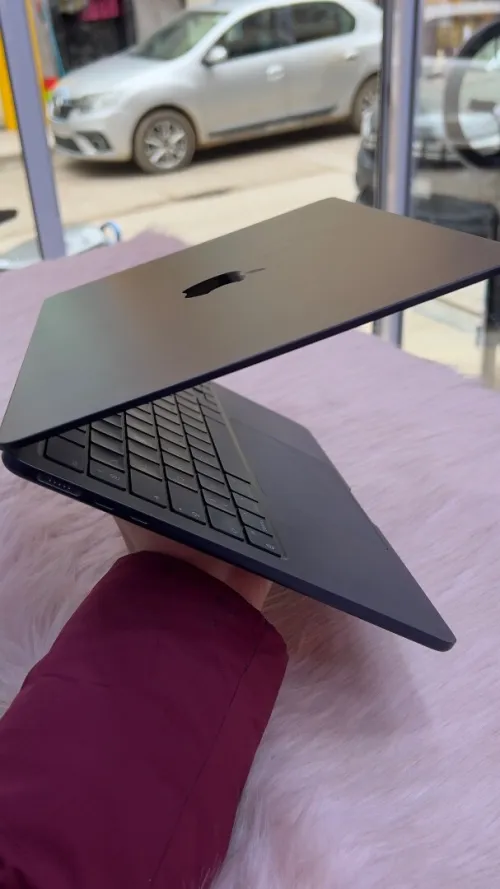 Macbook air m2 2022 icloud