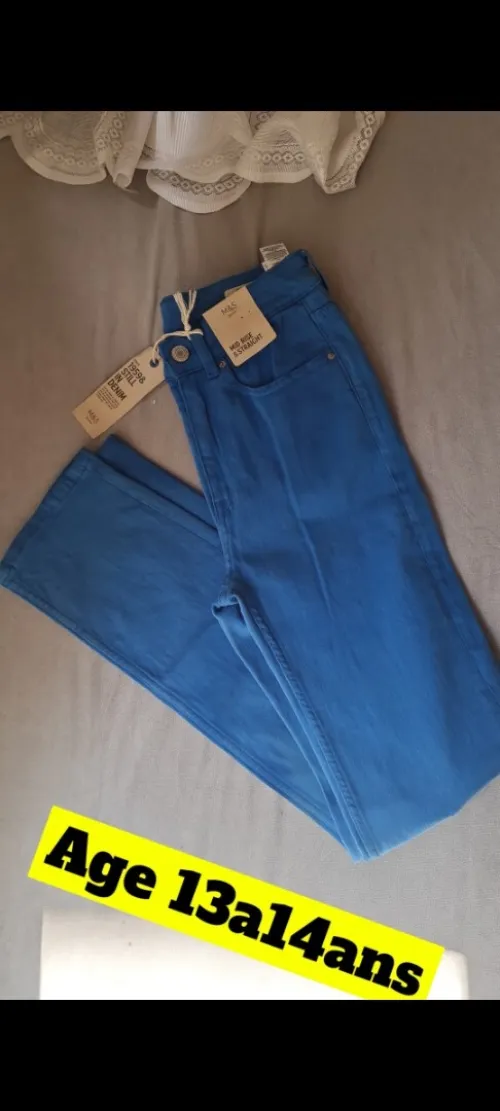 Lot des vêtements enfants femmes + de2200pieces hommes 