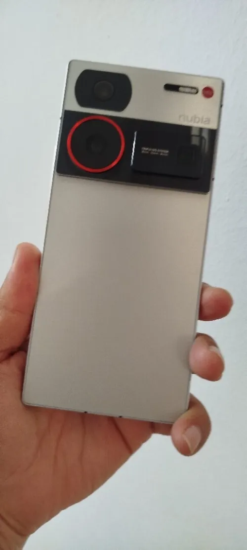 ZTE Nubia Nubia 60ultra