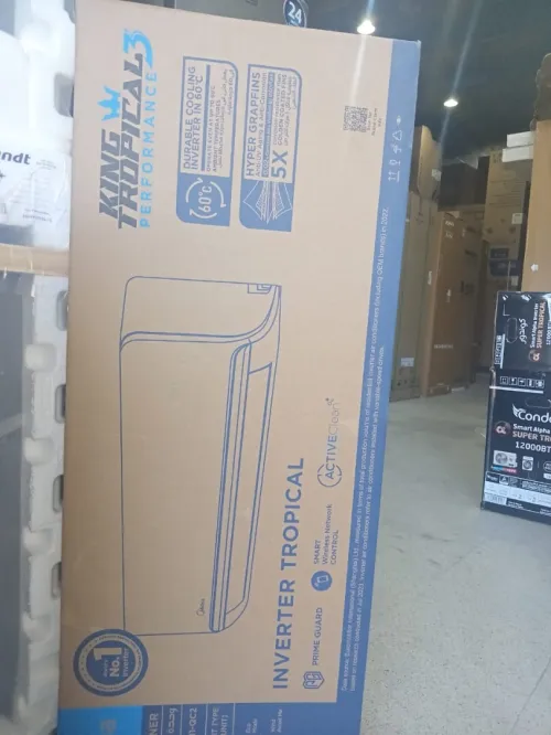 12 Climatiseur Midea