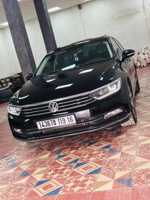 Volkswagen Passat 2019 Carat+