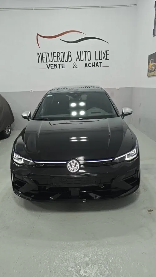 Volkswagen Golf 8 2025 R 333 