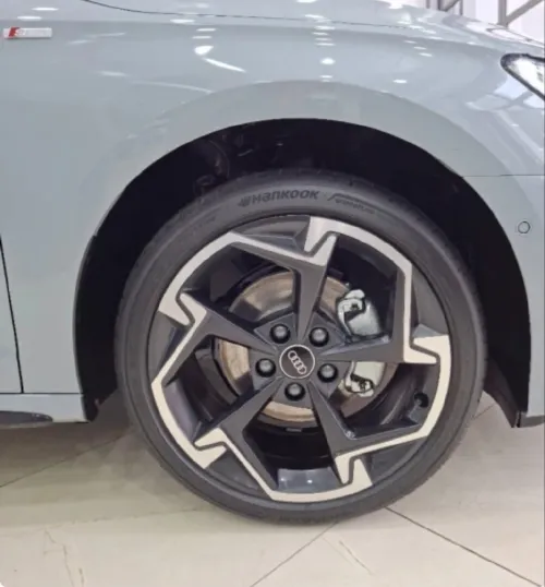 Audi A3 Sportback 2026 Flying spur Edition Premium + Pack Lux 