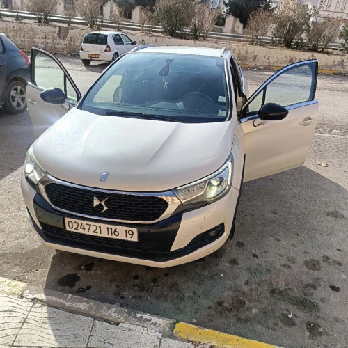 DS DS4 2016 So Chic Crossback