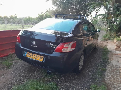 Peugeot 301 2013 Allure