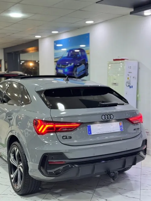 Audi Q3 2024 S LINE