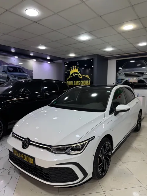 Volkswagen Golf 8 2021 GTE