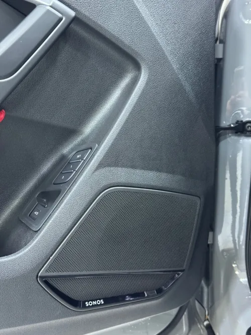 Audi Q3 2024 S LINE