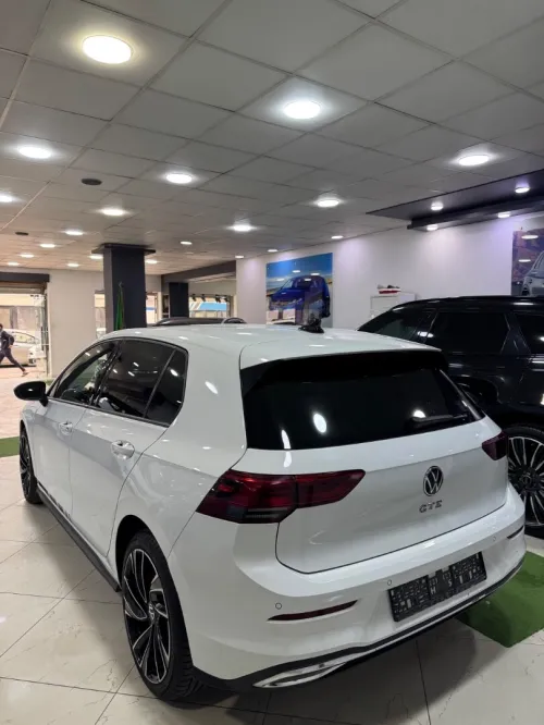 Volkswagen Golf 8 2021 GTE