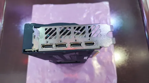 RTX 4070 gigabyte 12g OC