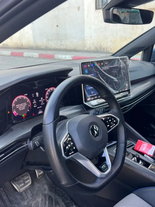Volkswagen Golf 8 2025 R-Line