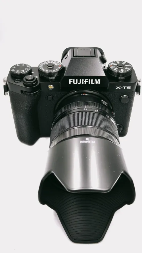 Fujifilm XT5 avec XF16_50 F2.8_4.8 jamais utilisé