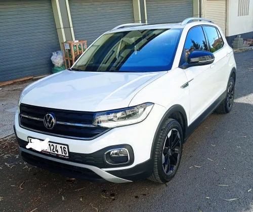 Volkswagen Tacqua 2024 R Line