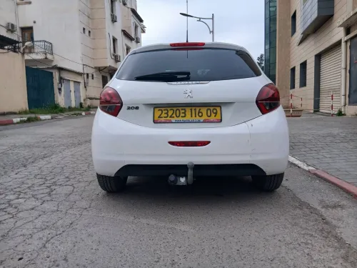 Peugeot 208 2016 Active Facelift