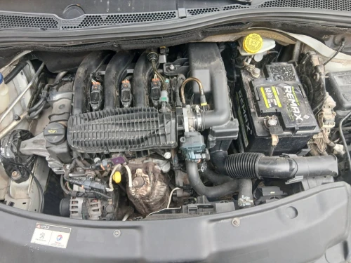 Peugeot 208 2016 Active Facelift