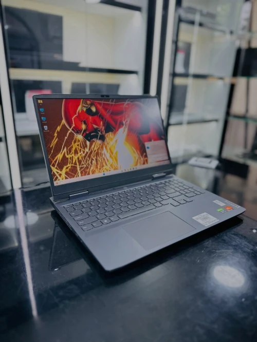 LENOVO LOQ 15 RYZEN 7 7840H 16GB DDR 5 512GB SSD NVME RTX 4060 2K 165Hz