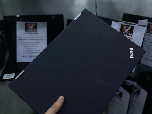 LENOVO THINKPAD YOGA 370 2IN1 X360 i5-7200U 8GB 256SSD TACTILE