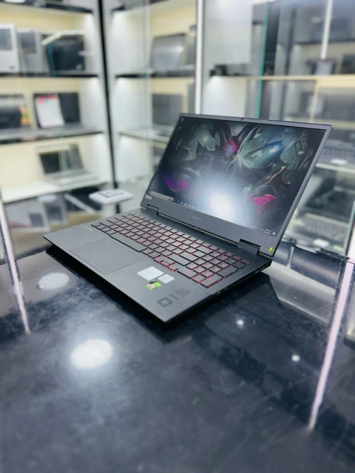 HP OMEN 15 I5-10300H 16GB 512GB NVME RTX 2060 6GB 144Hz