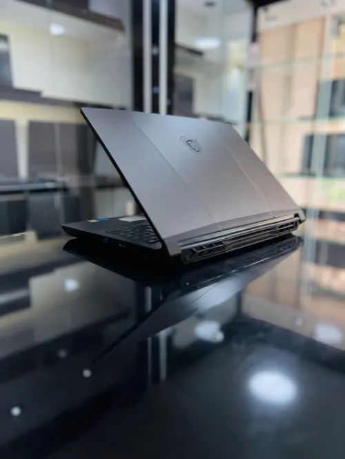 MSI PULSE 15 I7-13700H 16GB DDR5 512GB SSD RTX 4060 8GB 144Hz