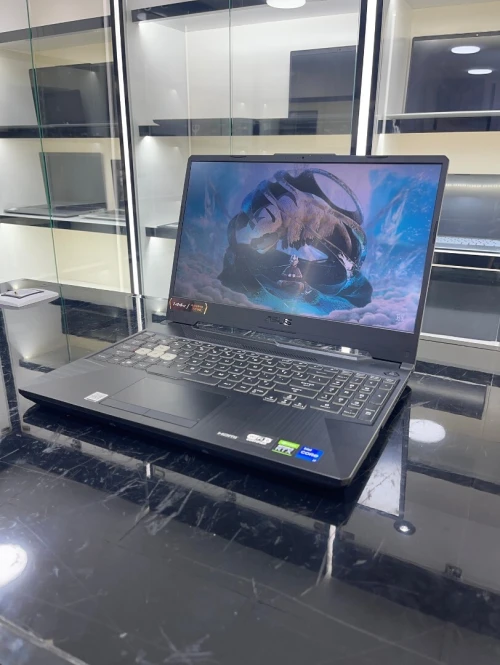 ASUS TUF F15 I7-11600H 16GB 512GB SSD RTX 3050 4GB VRAM 144HZ