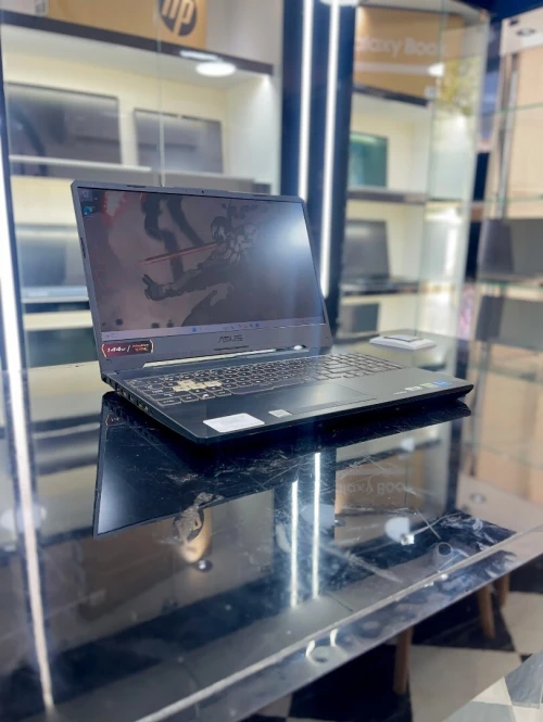 ASUS TUF F15 I7-11800H 32GB 512GB SSD RTX 3060 6GB VRAM 144HZ