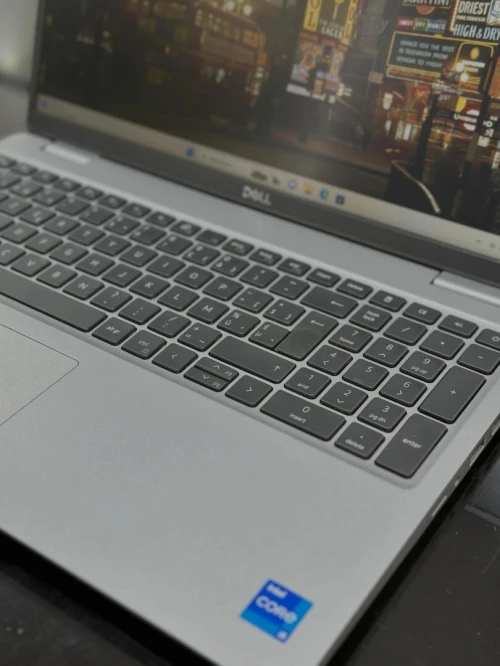 DELL LATITUDE 5520 I5-1135G7 16GB 256GB SSD NVME