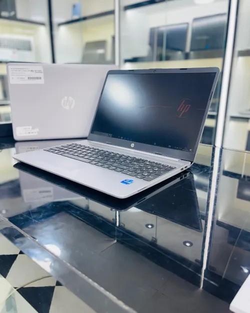 HP 250 G8 I5-1135G7 16GB 512GB SSD 
