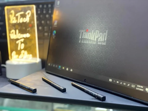 LENOVO THINKPAD YOGA 370 2IN1 X360  i5-7200U  8GB  256 SSD