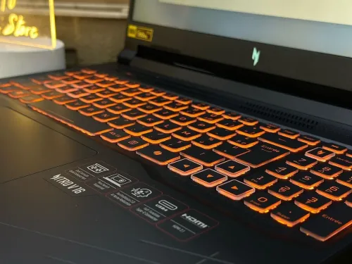 ACER NITRO V16  AMD RYZEN 7 8845HS  16GB 1TB SSD RTX 4060
