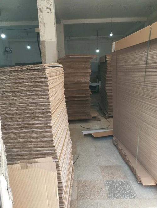 Transformation De Carton Ondulé