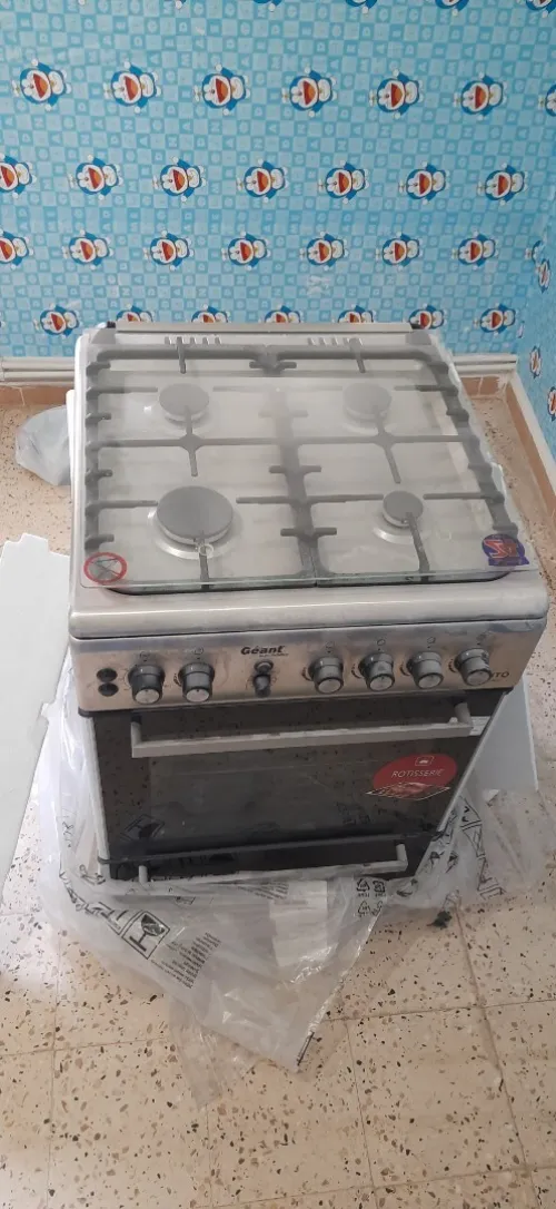 Cuisiniere géant