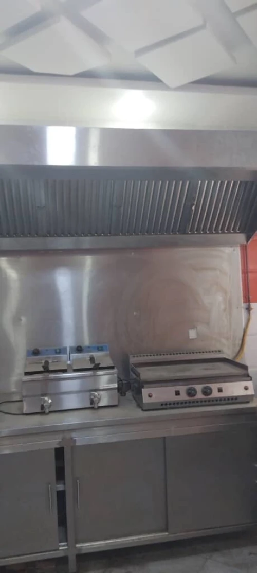 Matériel cafétéria pizzeria crêperie 