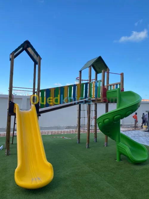 TOBOGGAN SPIRAL pour aires de jeux 