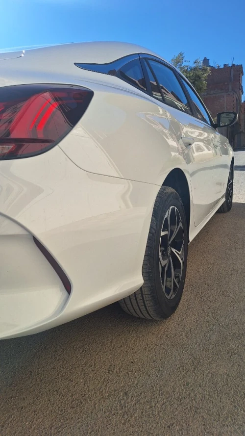 MG MG5 2026 